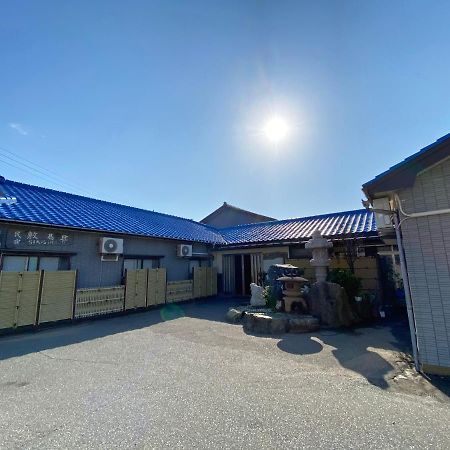 ホテル 敷島荘 佐渡市 エクステリア 写真